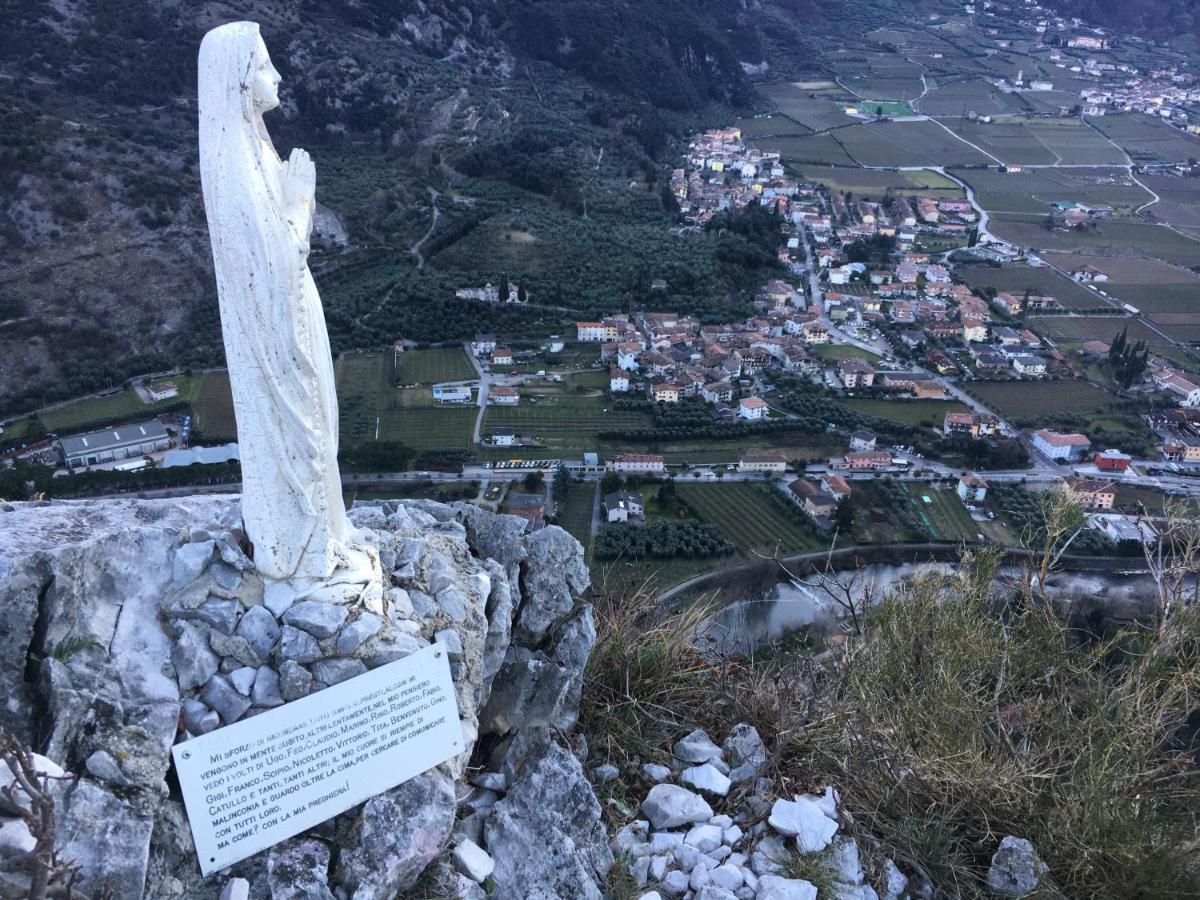 Le Falesie Arco Bagian luar foto