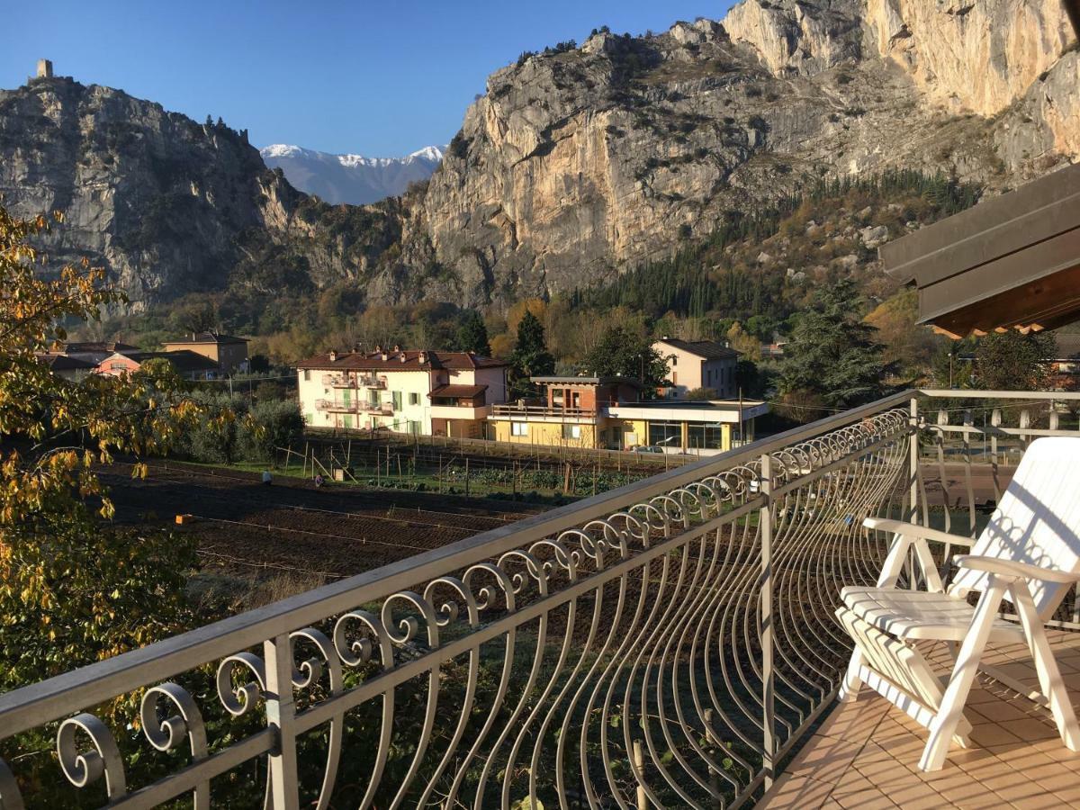 Le Falesie Arco Bagian luar foto